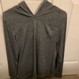 Workout pullover
